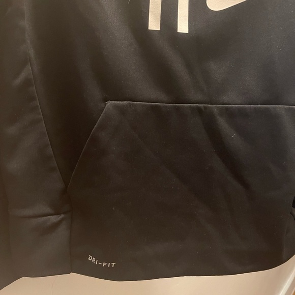 NIKE BIG KIDS DRI-FIT PULLOVER HOODIE XL BLK & WHITE - Picture 2 of 5
